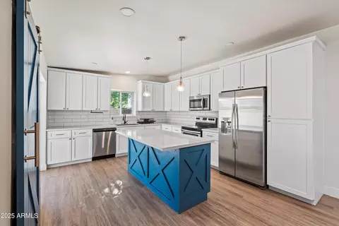 Kitchen - 1939 E Alameda Dr, Tempe, AZ 85282 photo 1 of 5