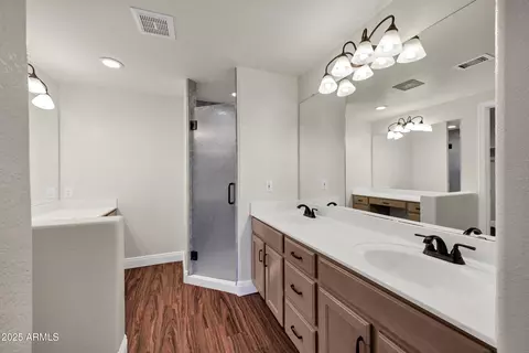 Bath - 45 E 9th Pl #75, Mesa, AZ 85201 photo 4 of 7