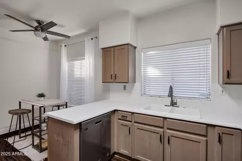 Kitchen - 45 E 9th Pl #75, Mesa, AZ 85201 photo 7 of 8