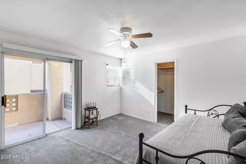 Bedroom - 1880 E Morten Ave #121, Phoenix, AZ 85020 photo 1 of 4