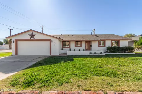 8357 E Monte Vista Rd, Scottsdale, AZ 85257