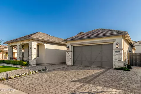 4065 S Debra Dr, Gilbert, AZ 85297 photo 3