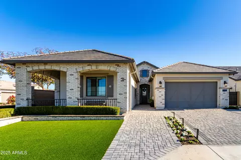 4065 S Debra Dr, Gilbert, AZ 85297 photo 2