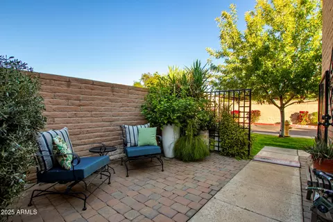 5541 N 5th Ln, Phoenix, AZ 85013 photo 4
