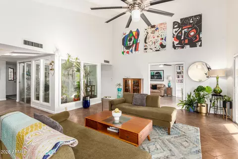 5541 N 5th Ln, Phoenix, AZ 85013 photo 9