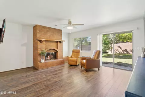 Living - 6146 N 18th Ave, Phoenix, AZ 85015 photo 5 of 6