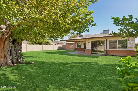 Exterior - 6146 N 18th Ave, Phoenix, AZ 85015 photo 5 of 5