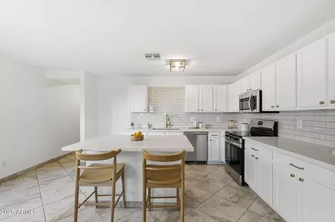 Kitchen - 3287 S Bowman Rd, Apache Junction, AZ 85119 photo 1 of 5
