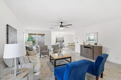 Living - 3287 S Bowman Rd, Apache Junction, AZ 85119 photo 1 of 2