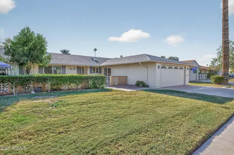 10331 W Prairie Hills Cir W, Sun City, AZ 85351