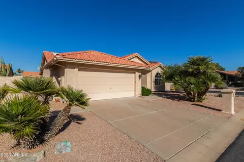 10714 E Nacoma Dr, Sun Lakes, AZ 85248