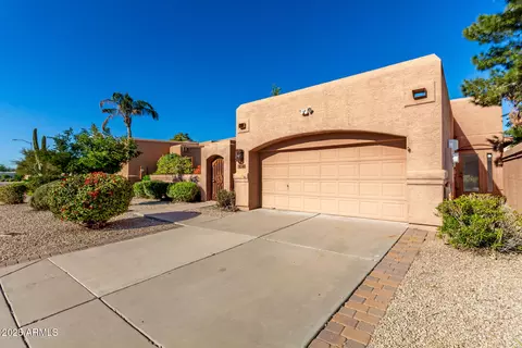 Exterior - 4546 E Renee Dr, Phoenix, AZ 85050 photo 3 of 14