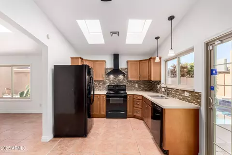 Kitchen - 4546 E Renee Dr, Phoenix, AZ 85050 photo 1 of 4