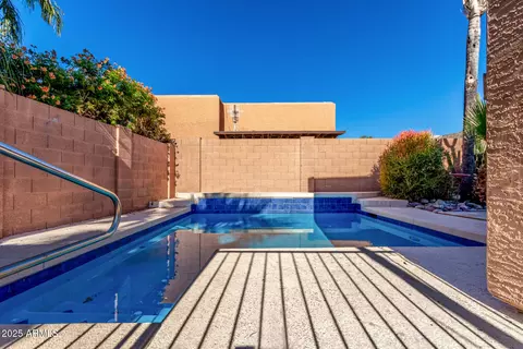 Exterior - 4546 E Renee Dr, Phoenix, AZ 85050 photo 10 of 14