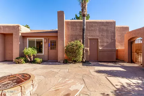 Exterior - 4546 E Renee Dr, Phoenix, AZ 85050 photo 6 of 14