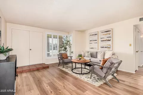 10512 W Ruth Ave, Peoria, AZ 85345