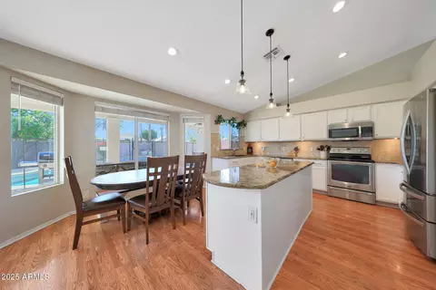 167 W Shamrock St, Gilbert, AZ 85233