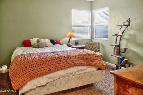 Bedroom - 2210 E Cambridge Ave, Phoenix, AZ 85006 photo 3 of 5