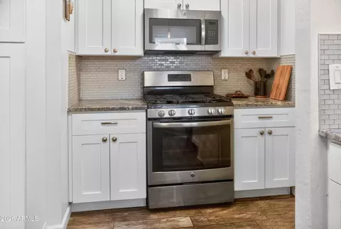Kitchen - 2210 E Cambridge Ave, Phoenix, AZ 85006 photo 5 of 5