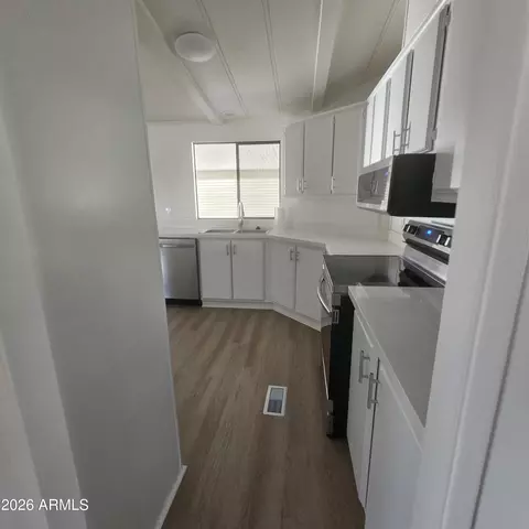 18028 N 3rd Pl N, Phoenix, AZ 85022 photo 15