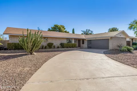 11449 N Bancroft Dr, Phoenix, AZ 85028