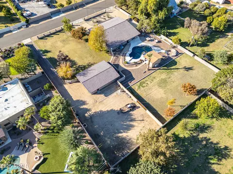 13217 N 65th Dr, Glendale, AZ 85304