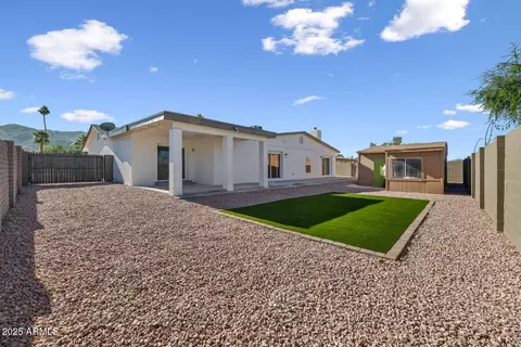 Exterior - 1802 E Ardmore Dr, Phoenix, AZ 85042 photo 2 of 7