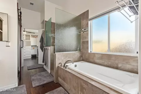 Bath - 1858 W Leah Ln, Gilbert, AZ 85233 photo 2 of 3