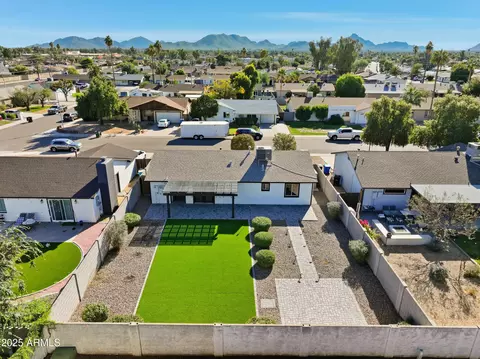 View/Area - 3846 E Crocus Dr, Phoenix, AZ 85032 photo 5 of 10