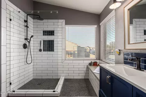 Bath - 10308 E Osage Ave, Mesa, AZ 85212 photo 2 of 4