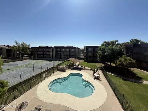 461 W Holmes Ave #342, Mesa, AZ 85210