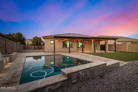 18213 W Monterosa St, Goodyear, AZ 85395