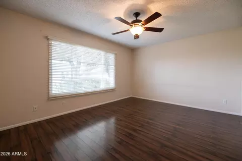Living - 831 E Divot Dr, Tempe, AZ 85283 photo 2 of 8