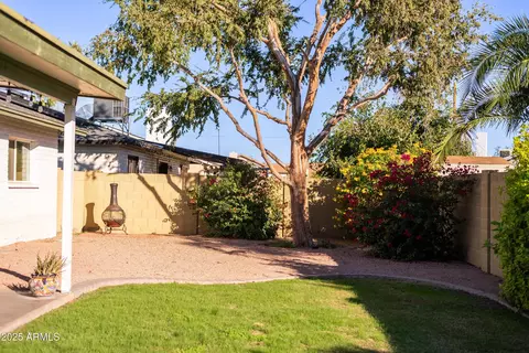 Exterior - 831 E Divot Dr, Tempe, AZ 85283 photo 13 of 13