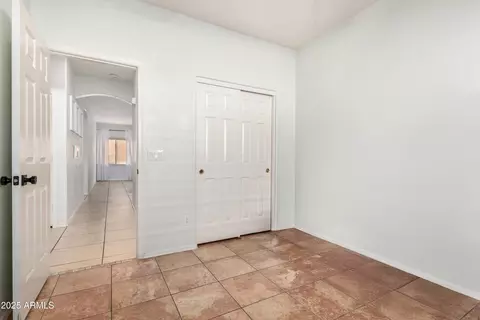 Entry Way - 1909 S 80th Ave, Phoenix, AZ 85043 photo 1 of 1