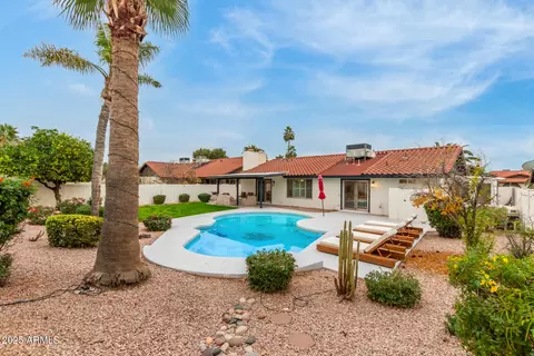 Exterior - 4414 E Le Marche Ave, Phoenix, AZ 85032 photo 8 of 9
