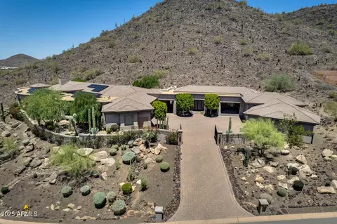 5142 W Arrowhead Lakes Dr, Glendale, AZ 85308