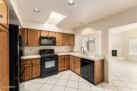 Kitchen - 938 E Driftwood Dr, Tempe, AZ 85283 photo 3 of 3