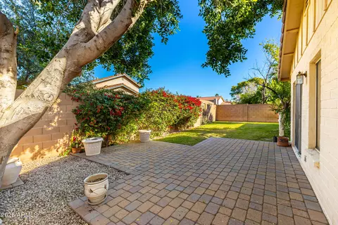 Exterior - 938 E Driftwood Dr, Tempe, AZ 85283 photo 7 of 14