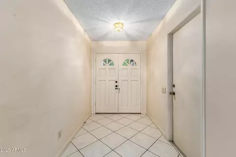 Entry Way - 938 E Driftwood Dr, Tempe, AZ 85283 photo 1 of 1