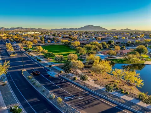 View/Area - 3781 E Chestnut Ln, Gilbert, AZ 85298 photo 6 of 12