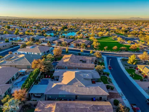 View/Area - 3781 E Chestnut Ln, Gilbert, AZ 85298 photo 3 of 12