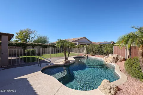 6022 W Oberlin Way, Phoenix, AZ 85083