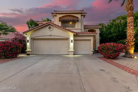 6058 W Abraham Ln, Glendale, AZ 85308