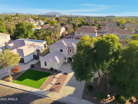 View/Area - 331 E Phelps St, Gilbert, AZ 85295 photo 2 of 6