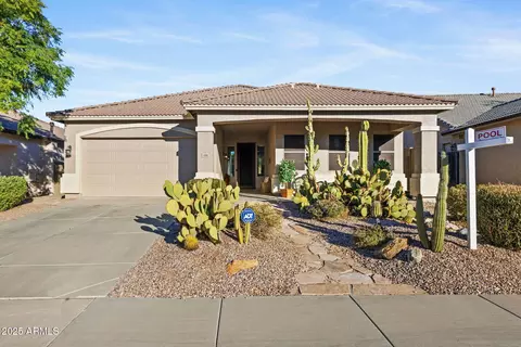 4418 W Phalen Dr, New River, AZ 85087