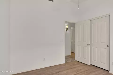 Bedroom - 4519 E Lone Cactus Dr, Phoenix, AZ 85050 photo 2 of 2