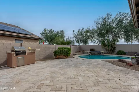 Exterior - 4519 E Lone Cactus Dr, Phoenix, AZ 85050 photo 4 of 8