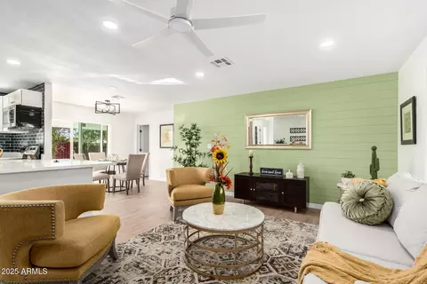 5237 E Dallas St, Mesa, AZ 85205 photo 4