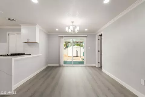 Dining - 13642 N 38 St, Phoenix, AZ 85032 photo 1 of 1